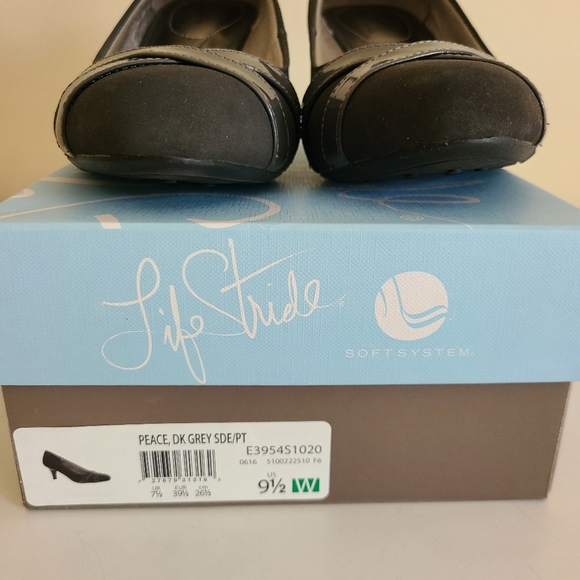 Lifestyle heels, dark Grey w patent leather accents, all man made, sz 9.5W - Picture 10 of 11